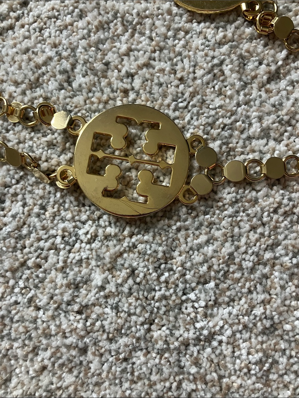 Tory Burch Riva Gold Logo Chain Belt - Picture 5 of 5